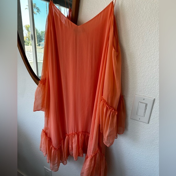 NWT Alice + Olivia Ilaria cold shoulder peach dress Large - Picture 5 of 9